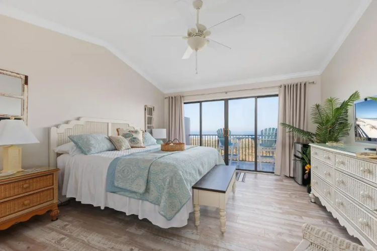 Sea Place 11211