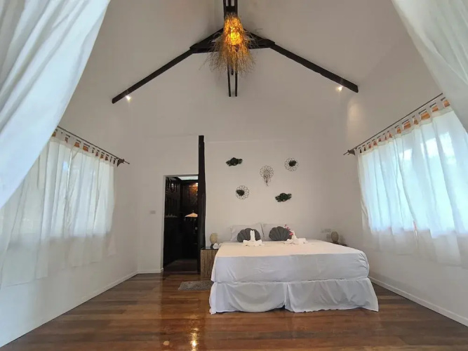 U Story Resort