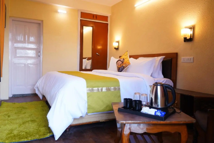 Jakhu Vibes | Valley-View Rooms