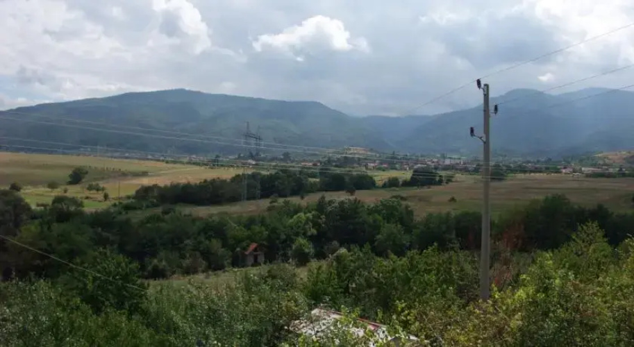 The 1st Guest House in Kyustendil - Guest Villa - Casa Rosa - Suitable for Families, Friends, Relax, Sport Enthusiasts and Travel Addicts