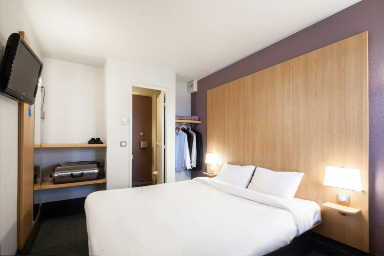 B&B HOTEL Amiens Longueau