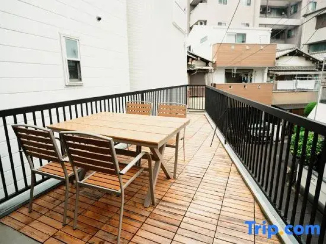 New open!Quiet place with Easy City Access