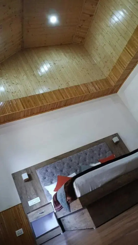 Tirthan Villa Resort