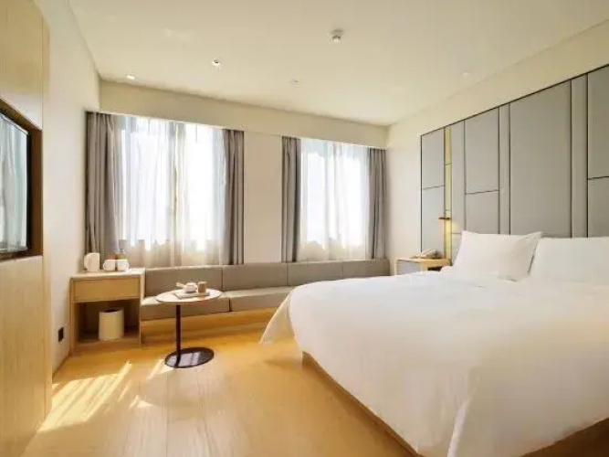 Joyful Hotel