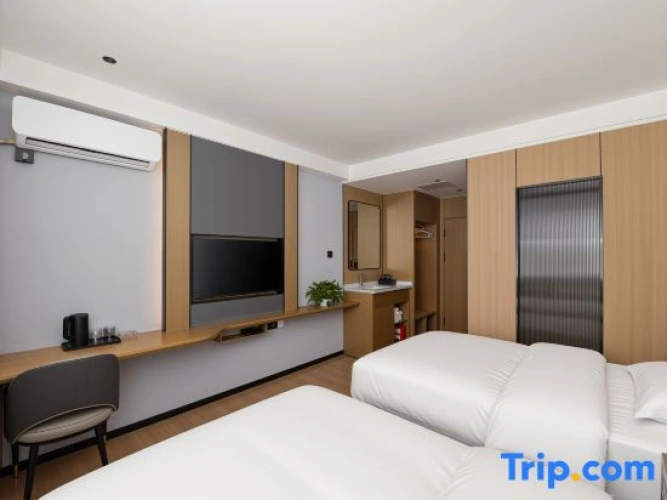 Economy Twin room