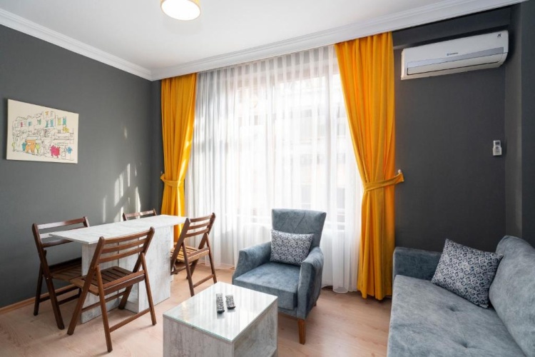 1 Bedroom Apartment