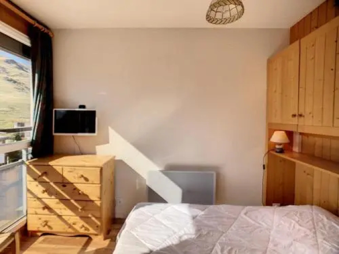 Apartment Ravieres 11