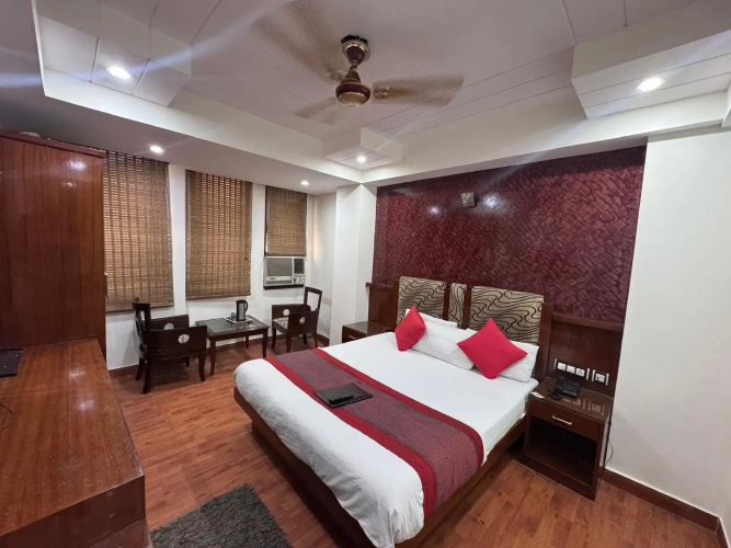 Fabhotel Shivdev International