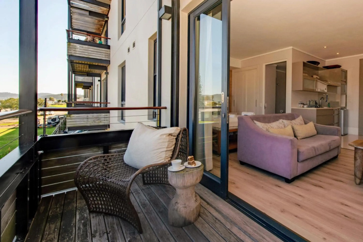 Luxury Gallery apartment - Studio 106