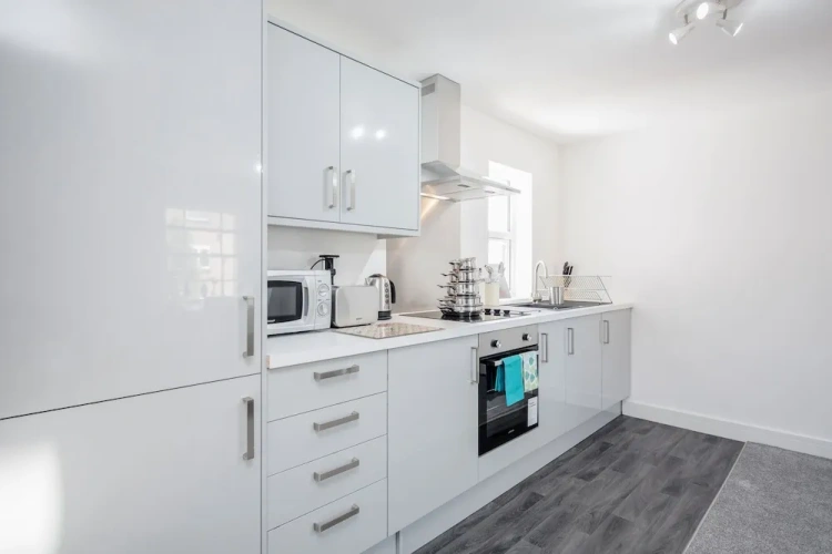 2 Bedrooms Classic Apartment