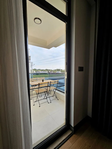 Professionally Maintained Spacious New Suites 2-3