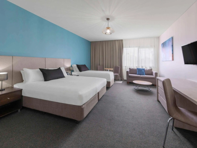 Mantra Melbourne Melton