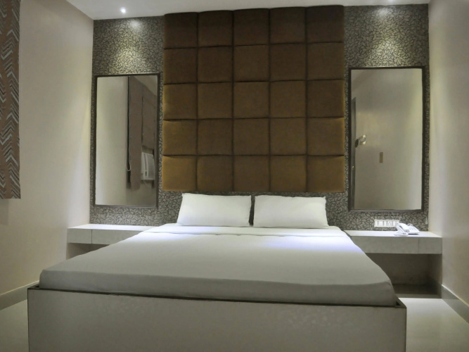 Hotel Eastern Plaza