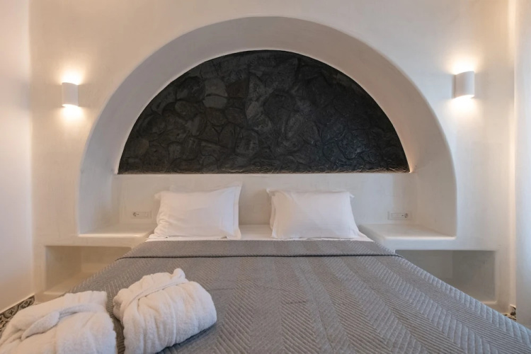 AVAL All Suite