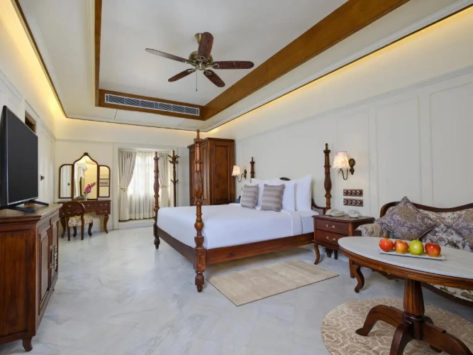 Grand room