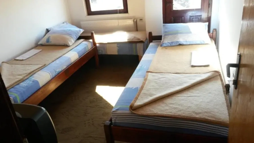 Economy Triple room
