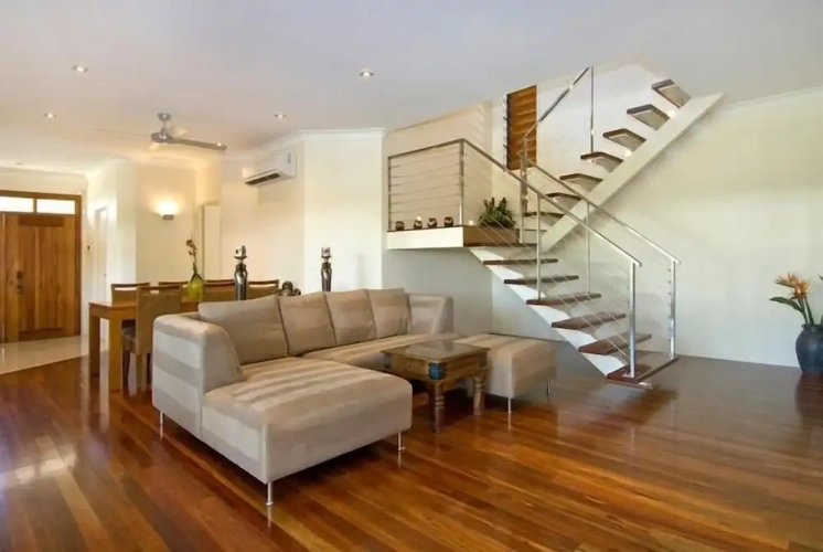 4 Bedrooms Deluxe Cottage beachfront