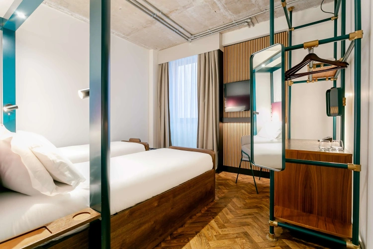 Twin room