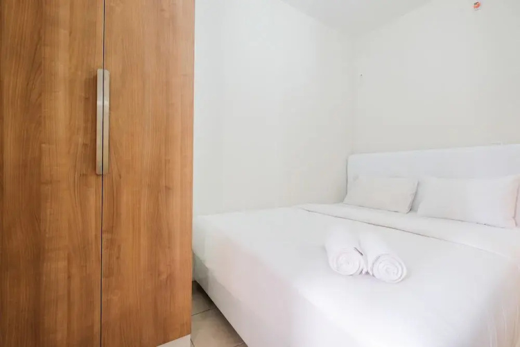 Functional Studio Apartment at The Springlake Summarecon