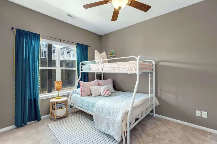 Panoramic Sunset Escape Waterfront Condo for 7!