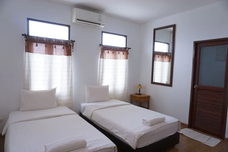 Deluxe Twin room with balcony