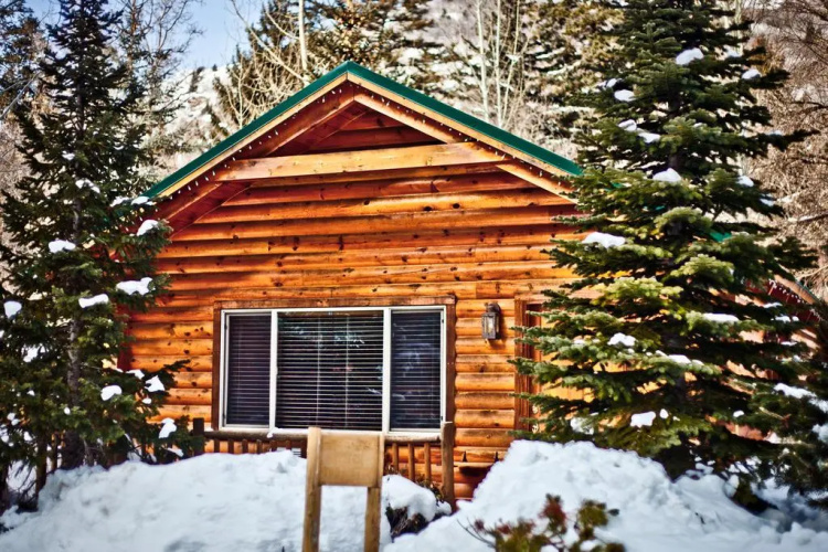 Alaskan Inn