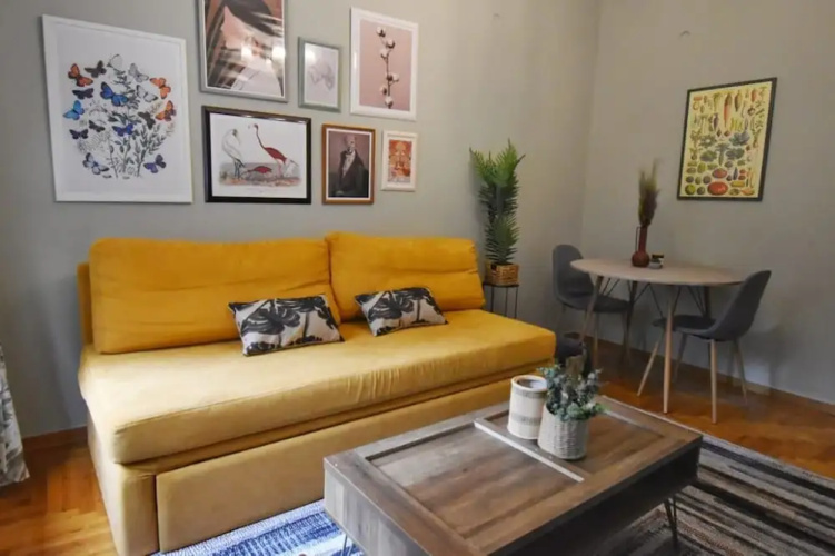 Vintage Apartment