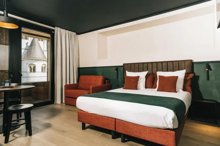 Deluxe Studio with balcony
