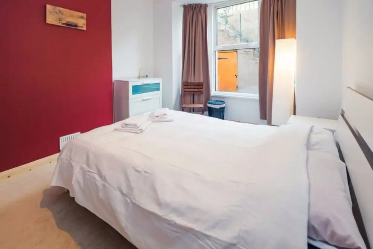 2 Bed Apartment In Central Brighton
