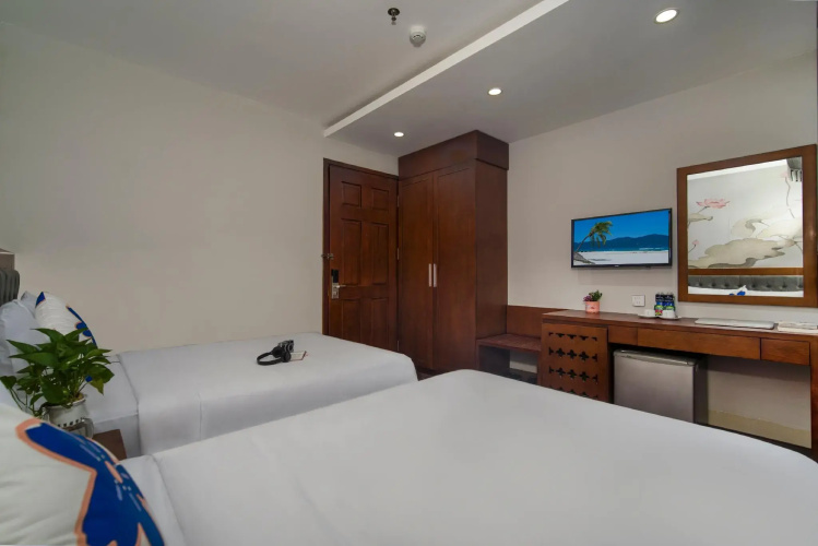 Delicate Hotel