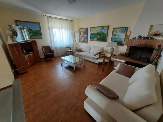3 Bedrooms Villa