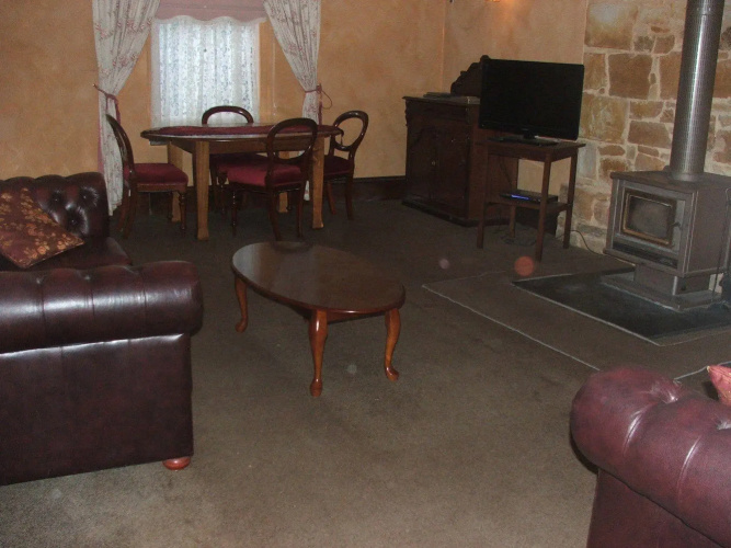 Mintaro Hideaway