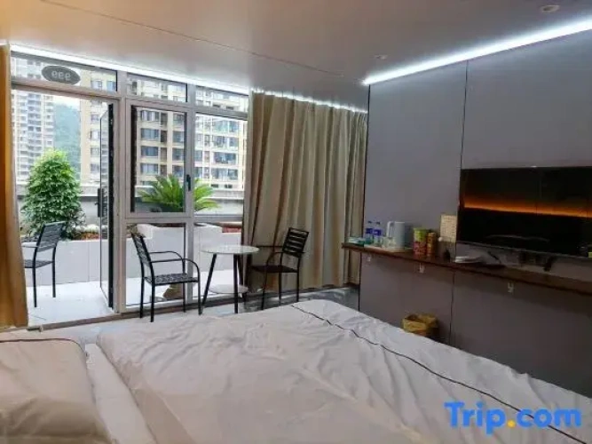 Standard Double room with courtyard view