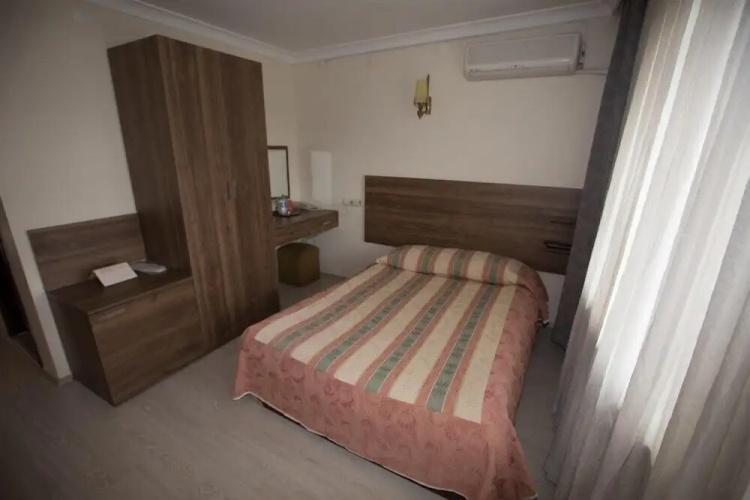 Grand Astra Hotel