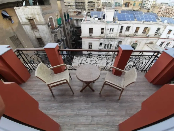 Deluxe Triple room with city view