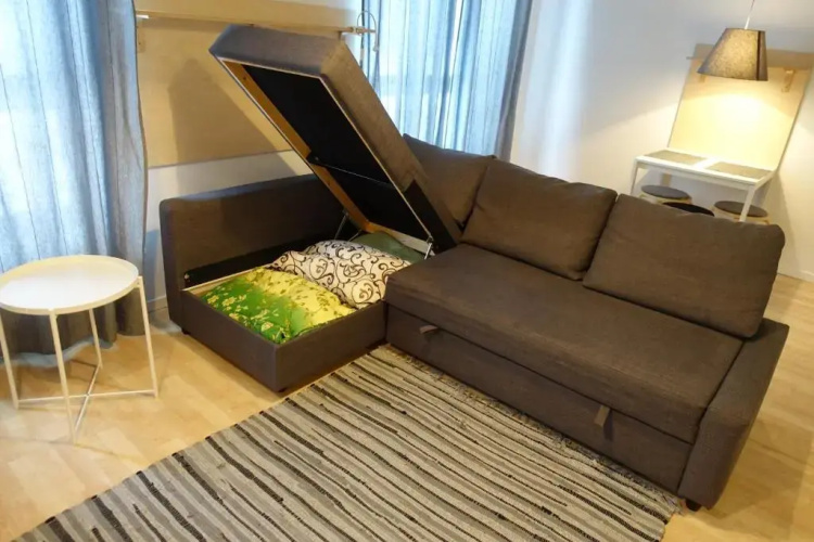 Raua 15 Apartment