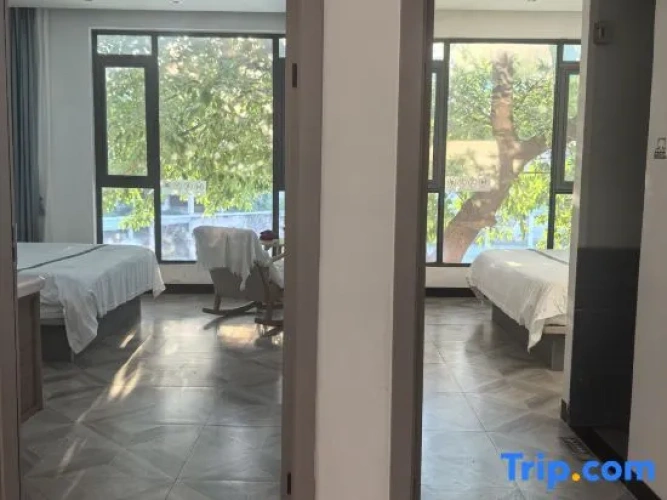 2 Bedrooms Suite