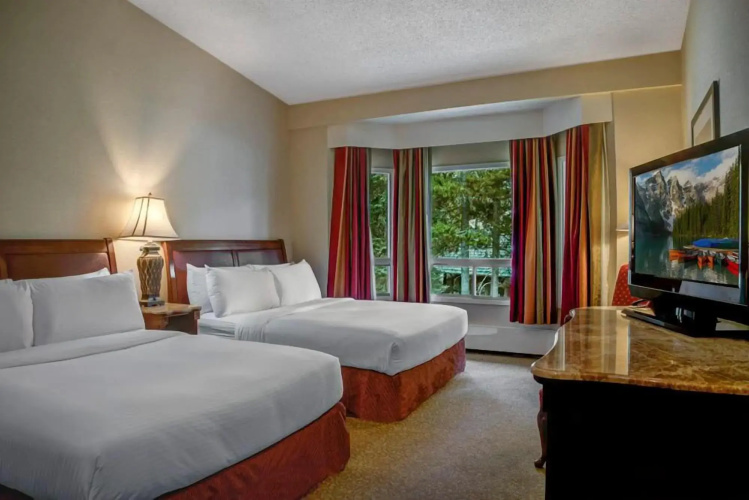 Lake Louise Inn