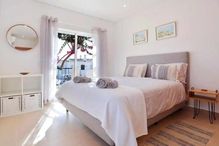 Casa Rujo - Waterside Village House