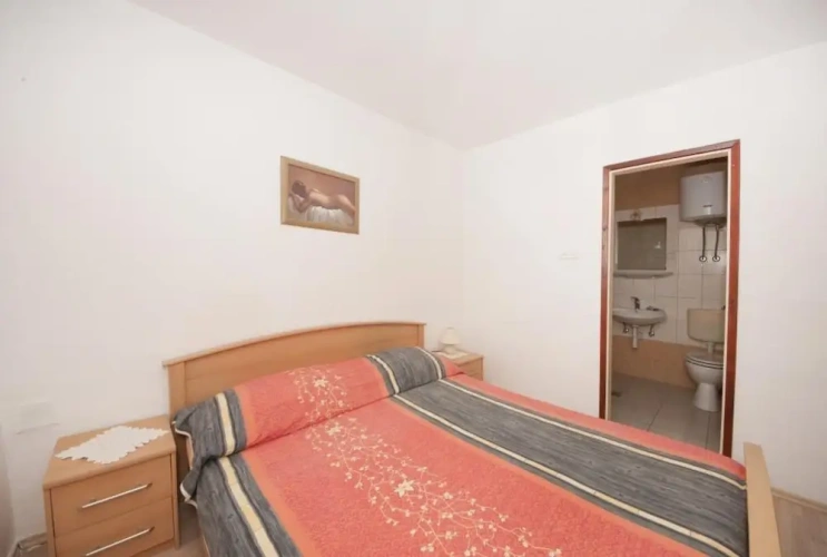 1 Bedroom Apartment with sea view