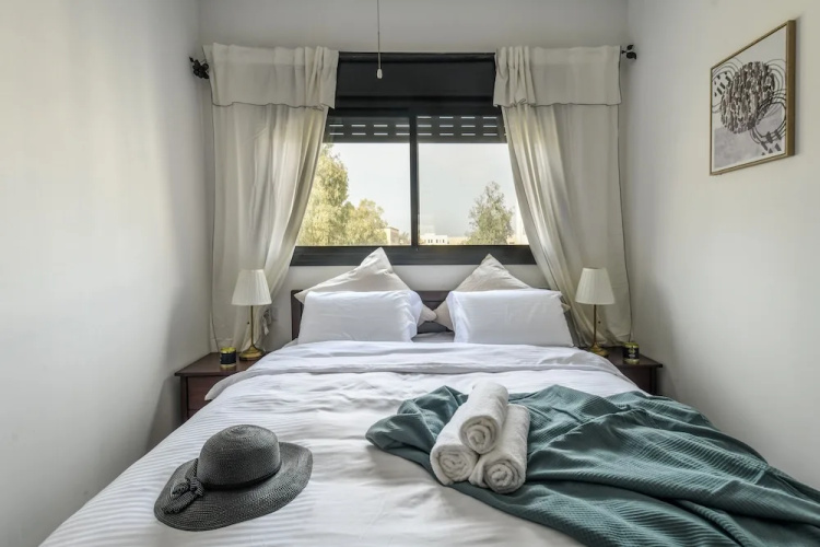 Cozy Nest Apartment with balcony