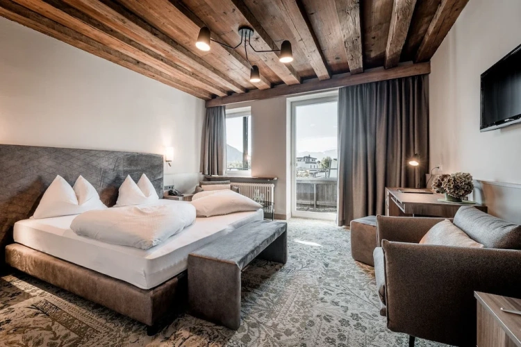 Superior Double room with balcony