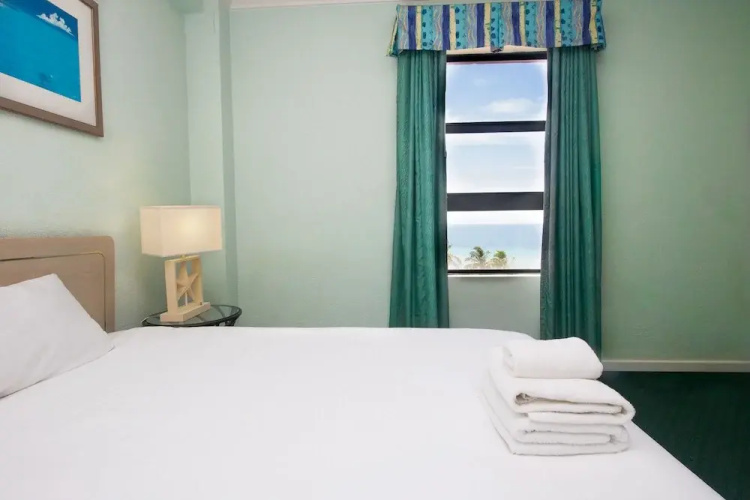 623 Ocean View Hollywood Beach