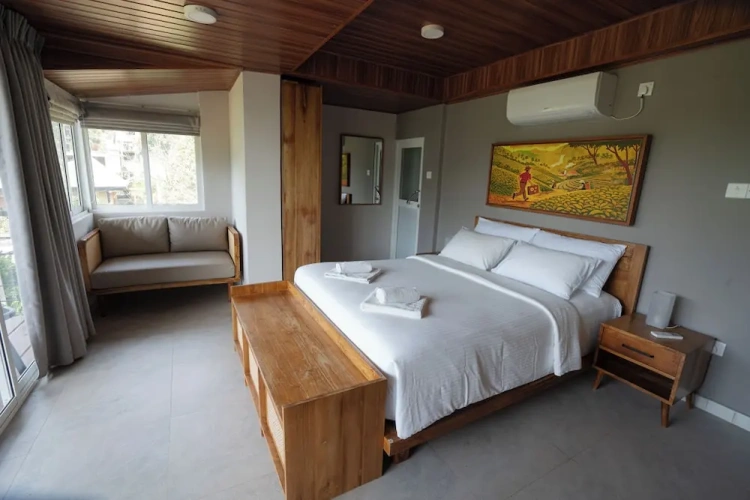 Standard room with balcony