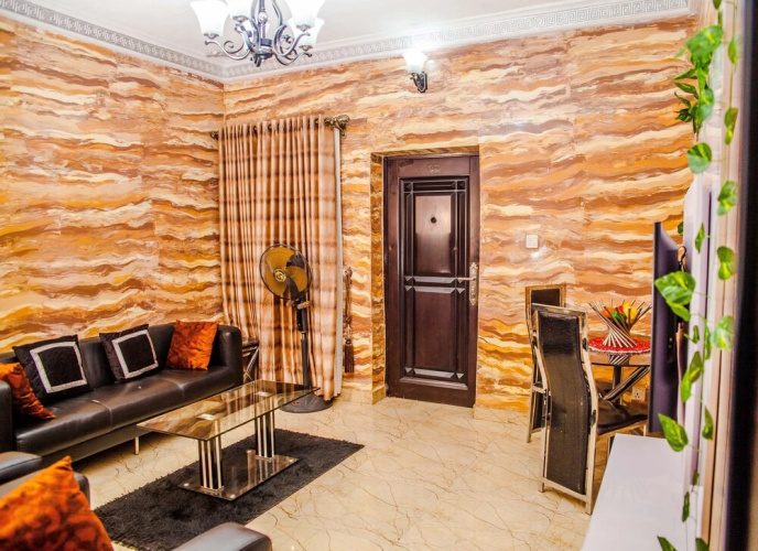 Tobby Royal Suites