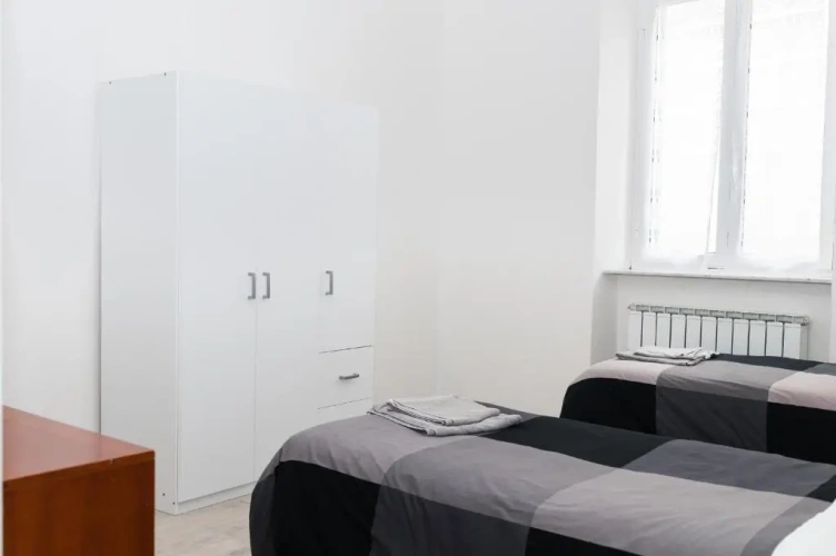 2 Bedrooms Apartment