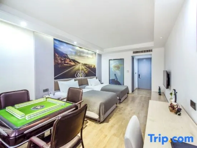 Premier Twin room