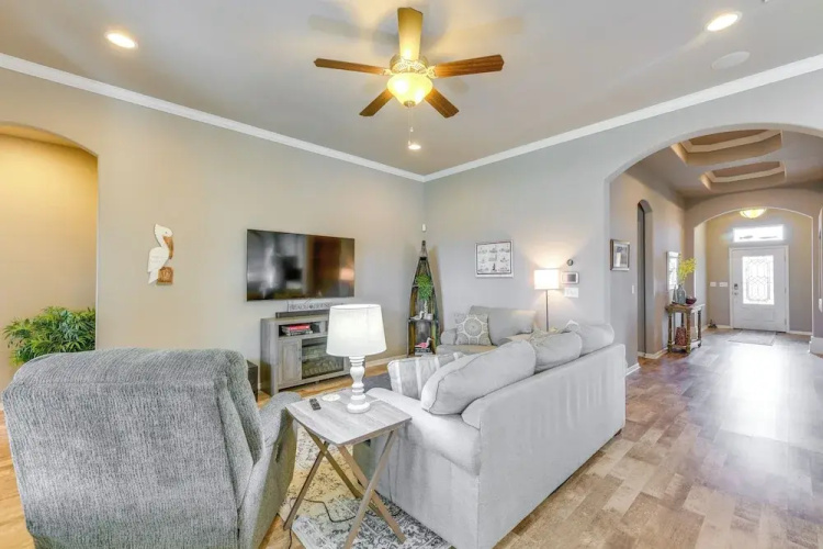 Charming Fulton Retreat < 1 Mi to Ocean & Pier!