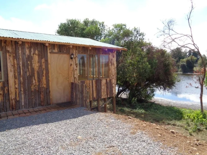 2 Bedrooms Bungalow with view