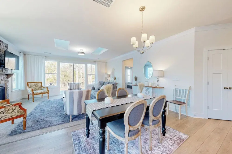 3BR Riverfront Home w/ Kayaks & Game Room